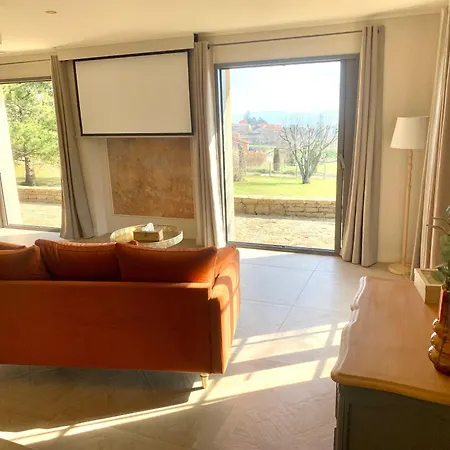 Casa de Férias L'instant Beaujolais 2 Ou 4 Personnes Logis Cosy Balneo Vue Jardin *